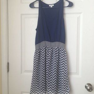 Pretty Charming Charlie Dress - Size Small